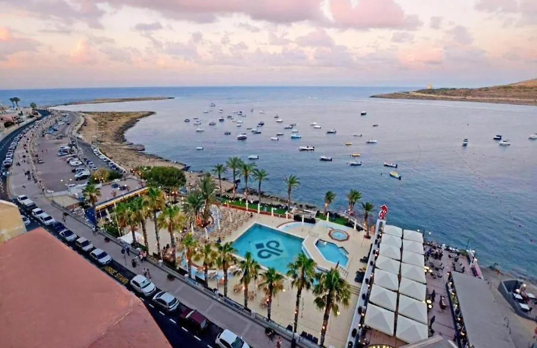 Qawra Palace Resort & Spa-1